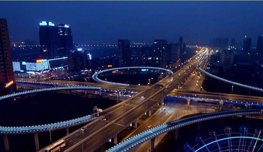 未來發(fā)展離不開太陽能路燈